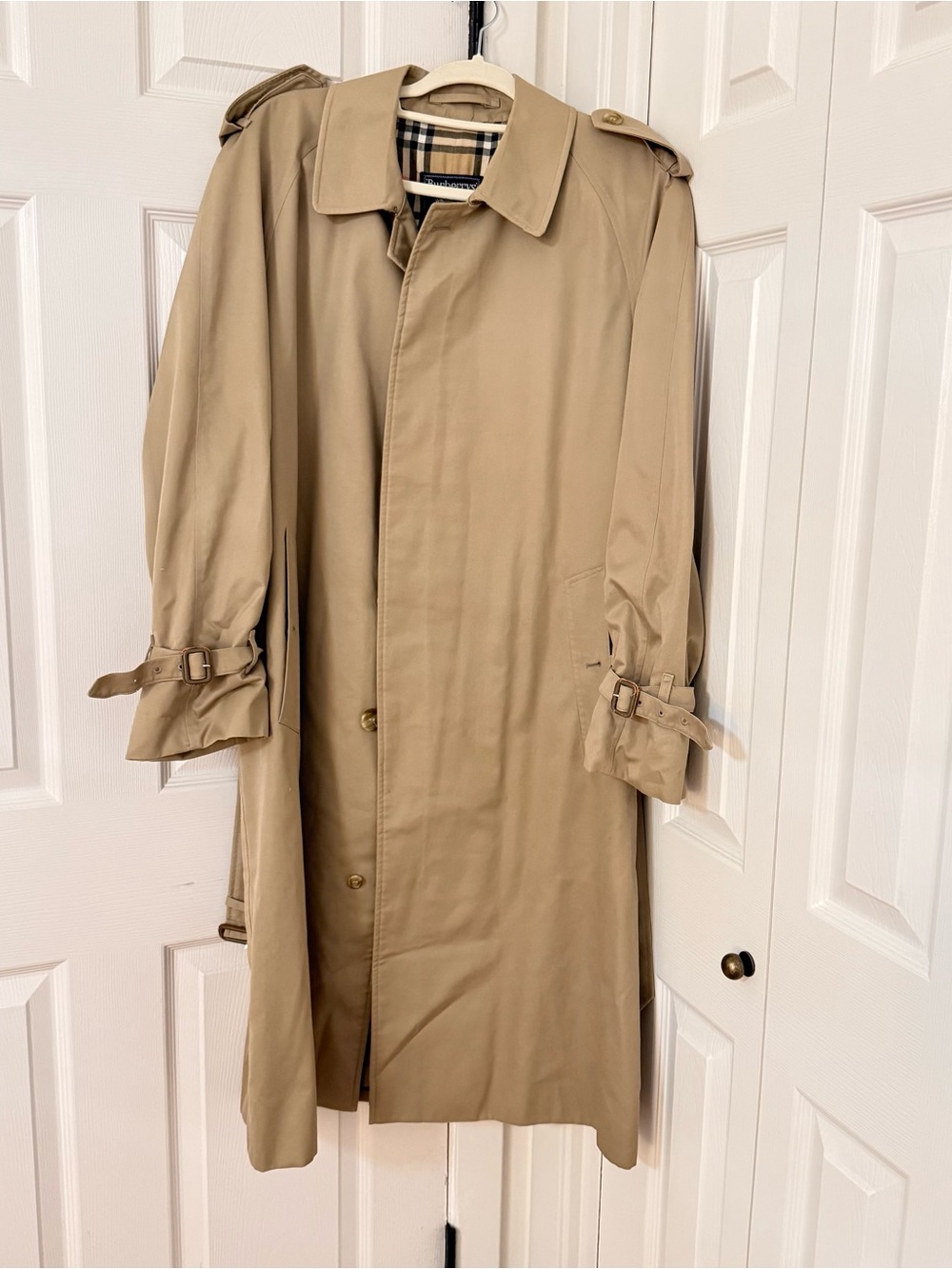 Burberry Khaki Trench Coat with Classic Check Lining